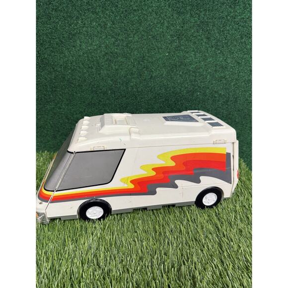 Micro Machines Super Van City Camper RV Fold Out Playset 1991 Galoob Van Only - Picture 1 of 10